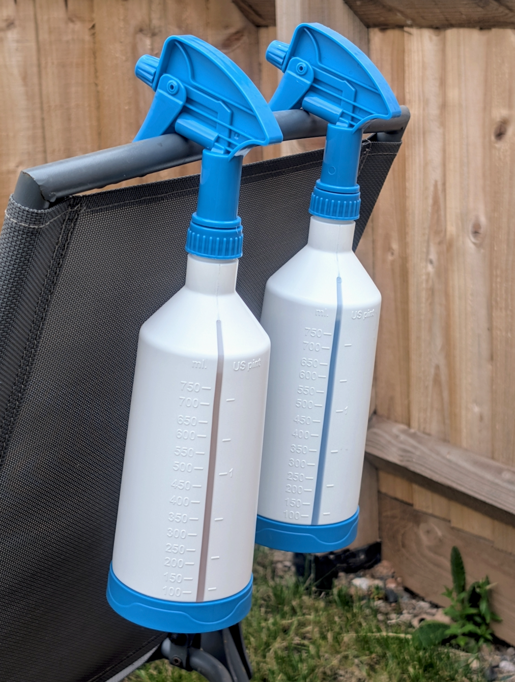 770ml Plastic Spray Bottles