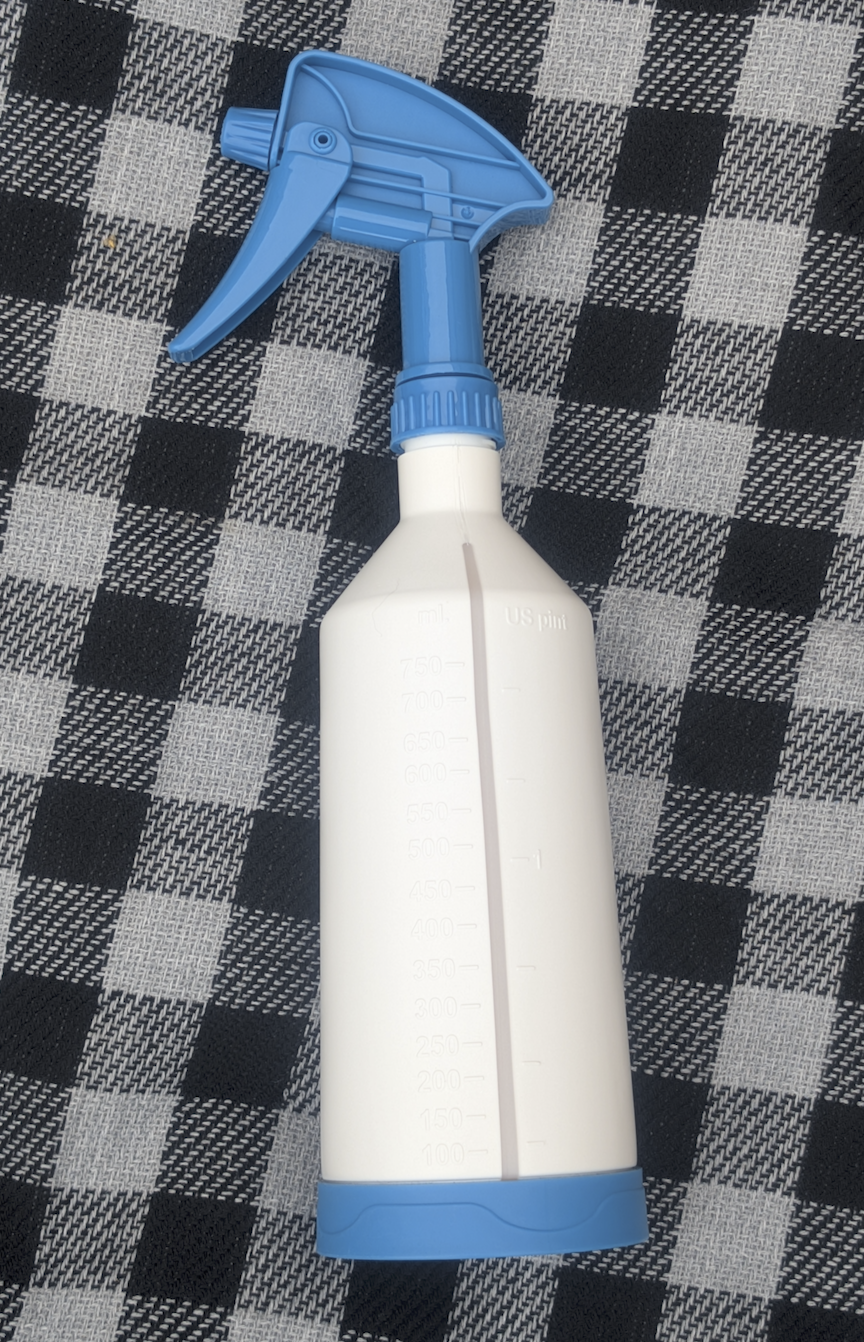 770ml Plastic Spray Bottles