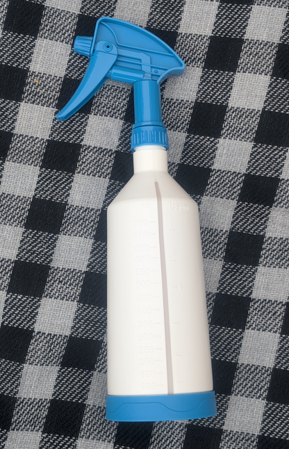 770ml Plastic Spray Bottles